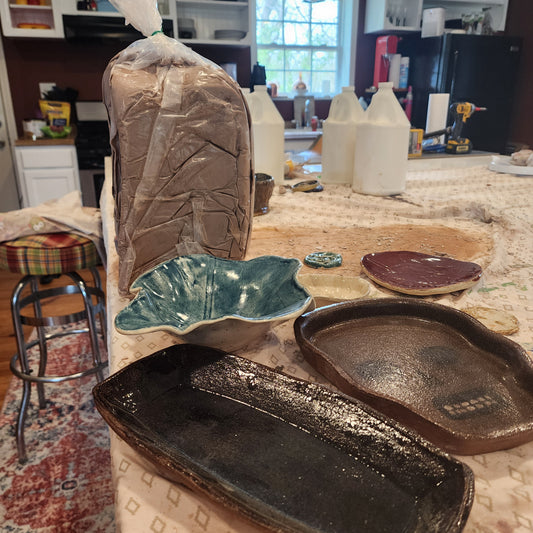 🏺 The Big Clay Table: 4-Part Handbuilding Experience